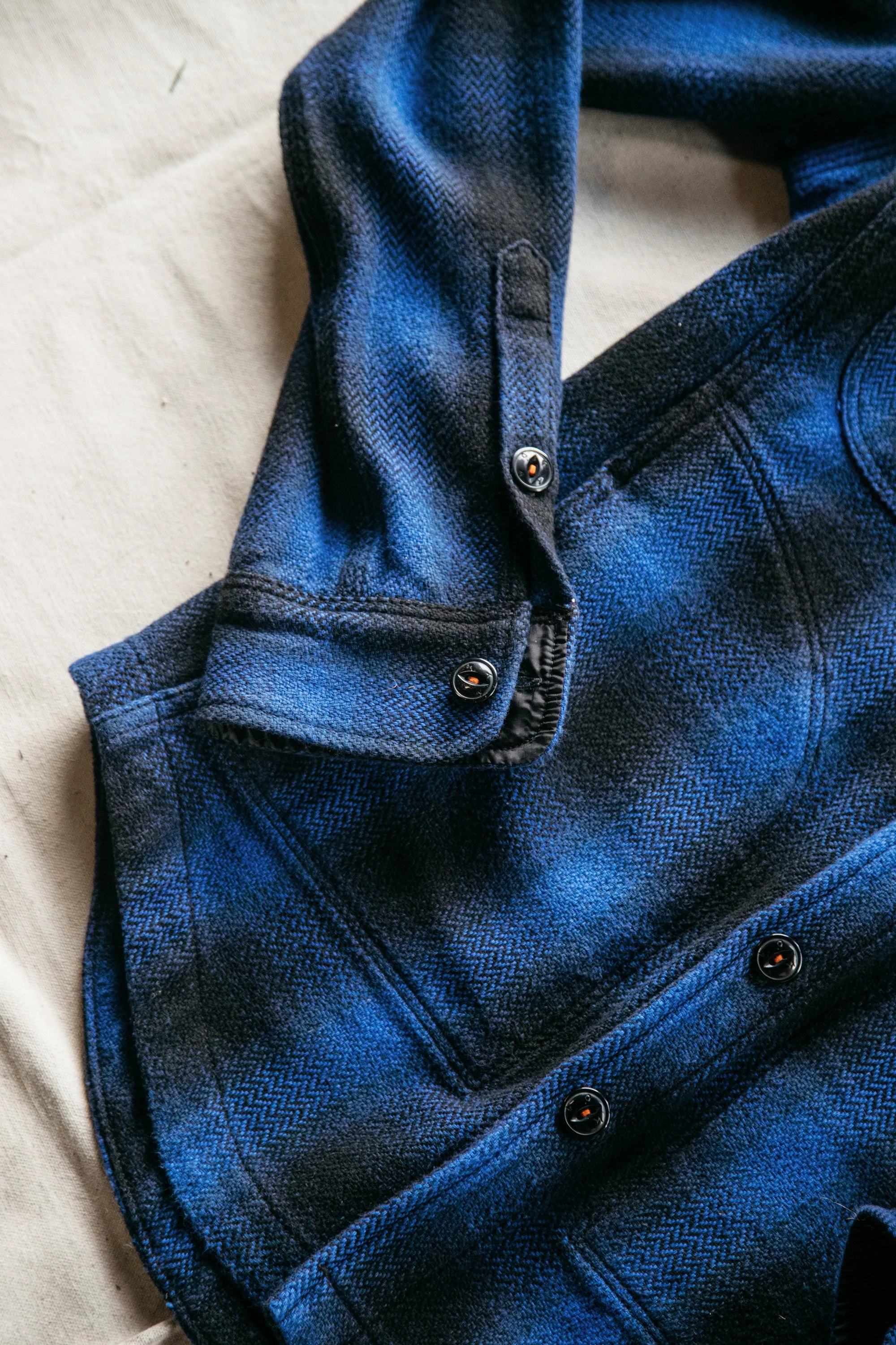 The Anvil Herringbone Jacket - Blue Black